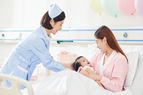 2025在新郑市卵泡少做三代试管婴儿长方案多少钱，试管超长方案促排和短方案怎么选择？
